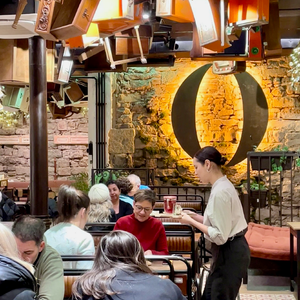 cafe fika pamplona interior