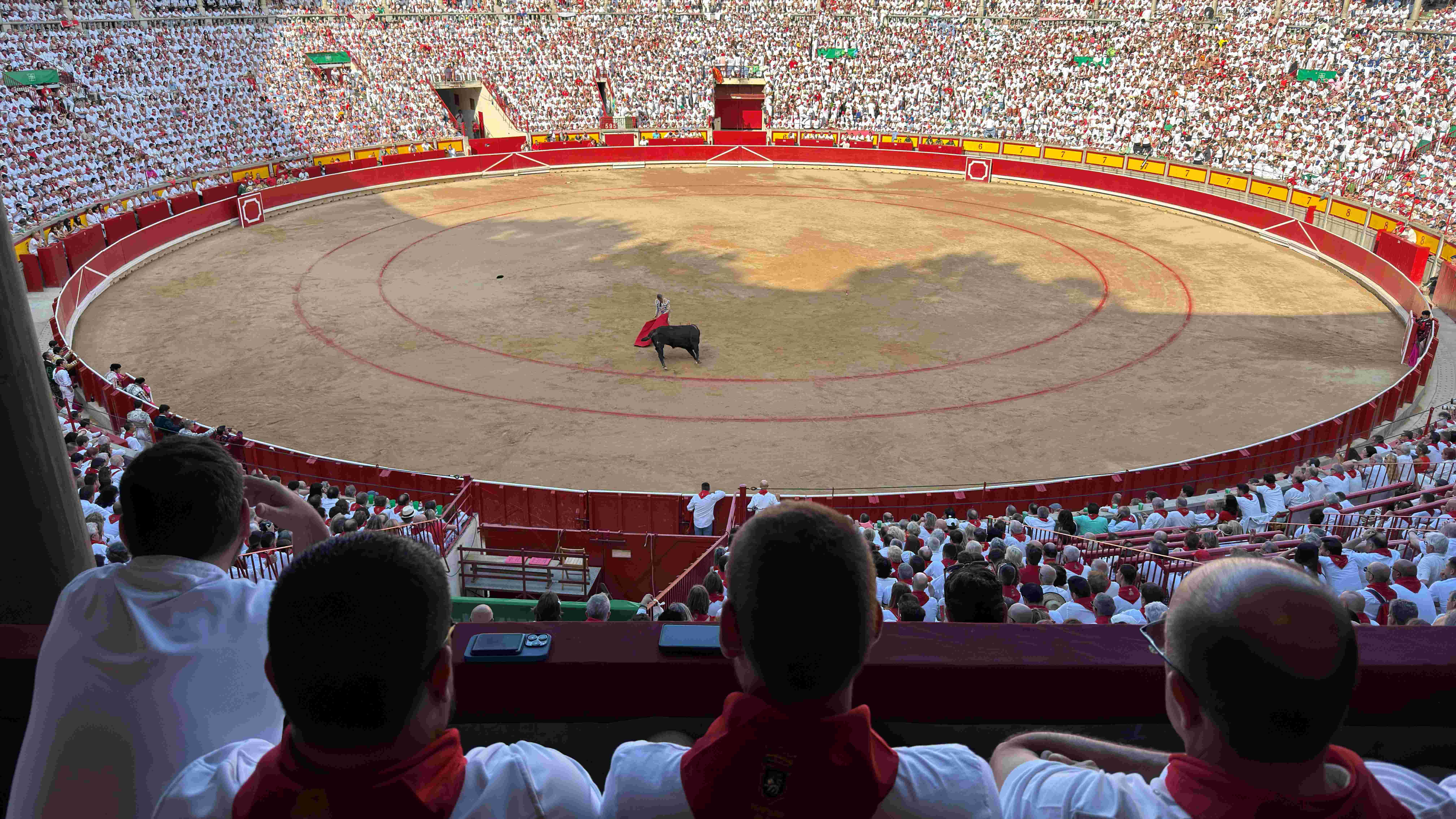 pamplona bullfighting arena