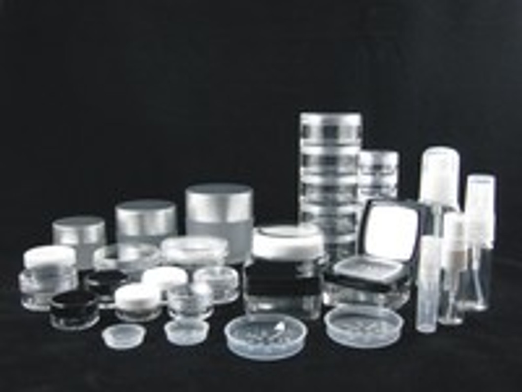 Reasons Why Premium Beauty Brands Prefer Heavy & Thick-Walled Glass Cosmetic  Containers