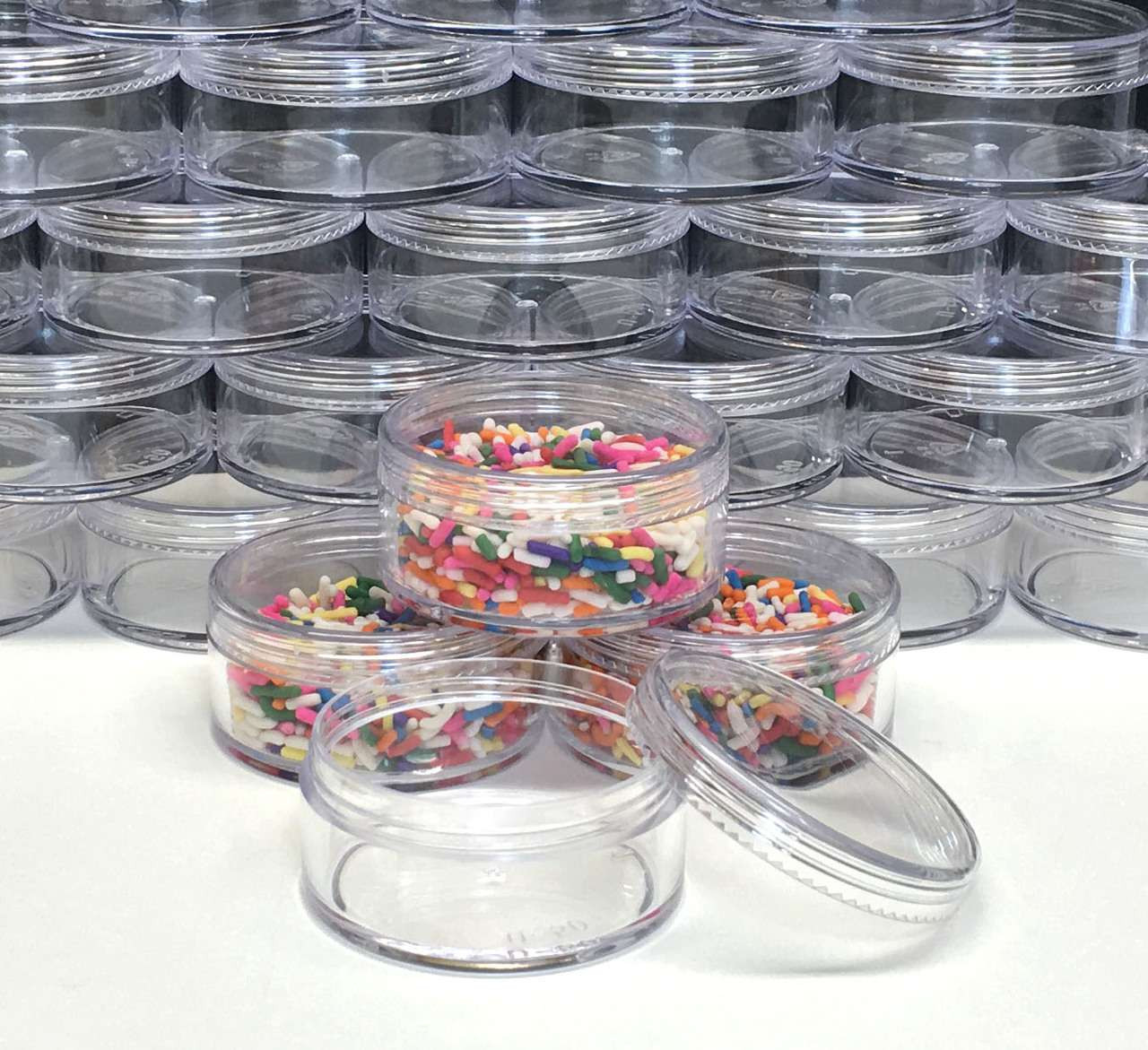 8oz. Clear Plastic Disposable Containers w/ Lids 50ct.