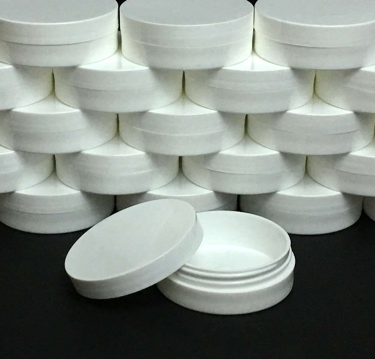 https://cdn11.bigcommerce.com/s-qd7k5gxi/images/stencil/1280x1280/products/481/7135/Plastic-Cosmetic-Containers-Low-Profile-Wide-Mouth-White-Jars-with-Lids-1-oz-White-Black-Cap-9351-9352-Beauty-Makeup-Supply_3483__39867.1661390814.jpg?c=2?imbypass=on