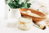 Airless vs Standard Cosmetic Jars: Which Is Right for You?