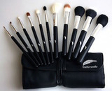 Are You Cleaning Your Makeup Tools Enough?