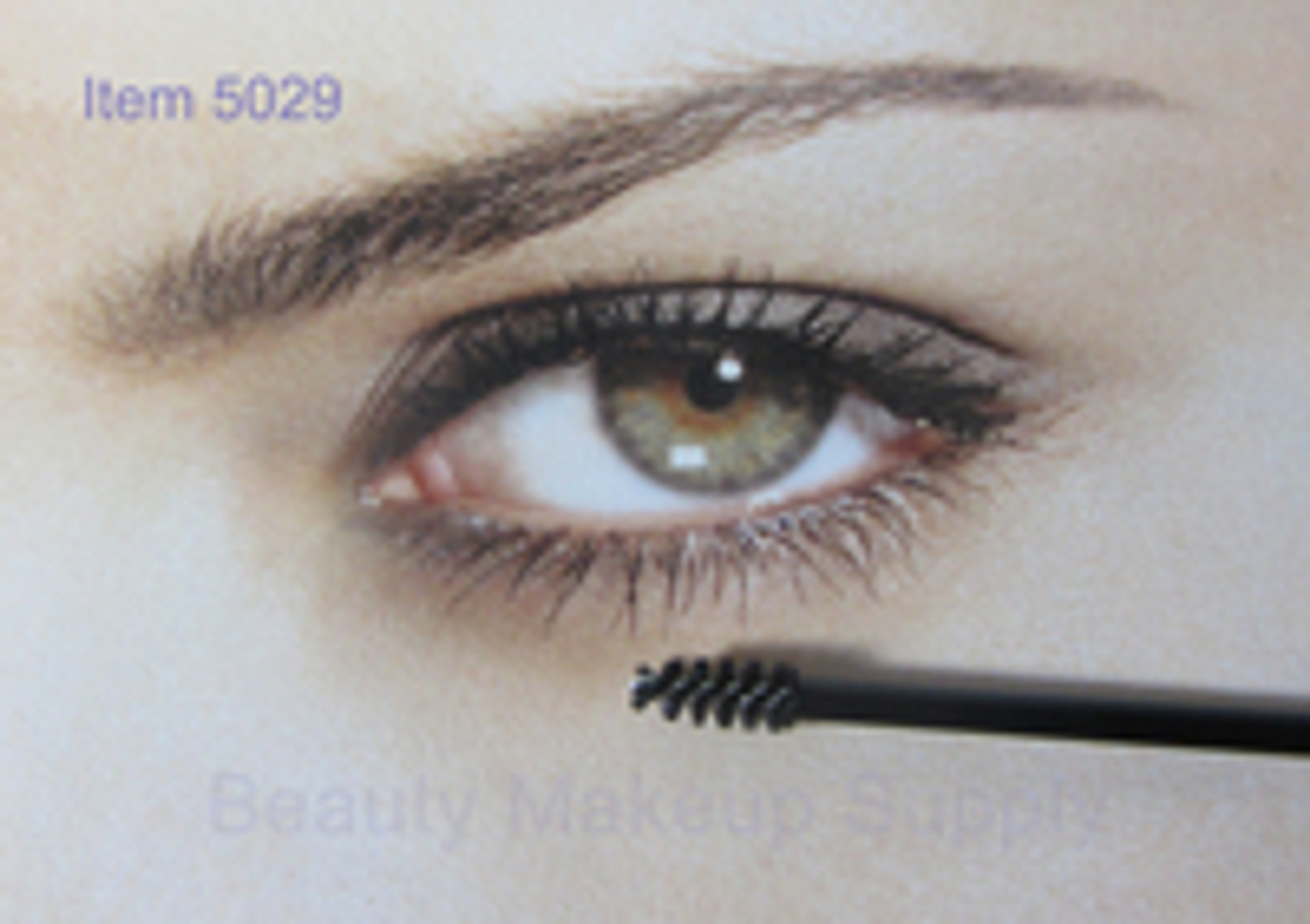 How to apply mascara to lower lashes without clumping Beauty Makeup