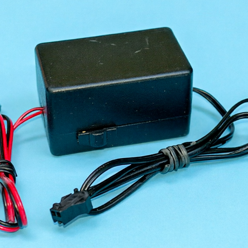 Electroluminescent inverter with switch DC 9-12 volt