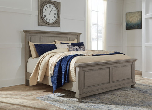 Lettner Light Gray Queen Panel Bed