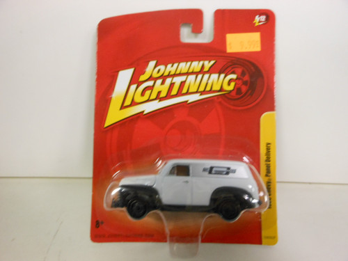 Johnny Lightning - Chevy Panel Delivery - Mr. Gasket Co. - 1950