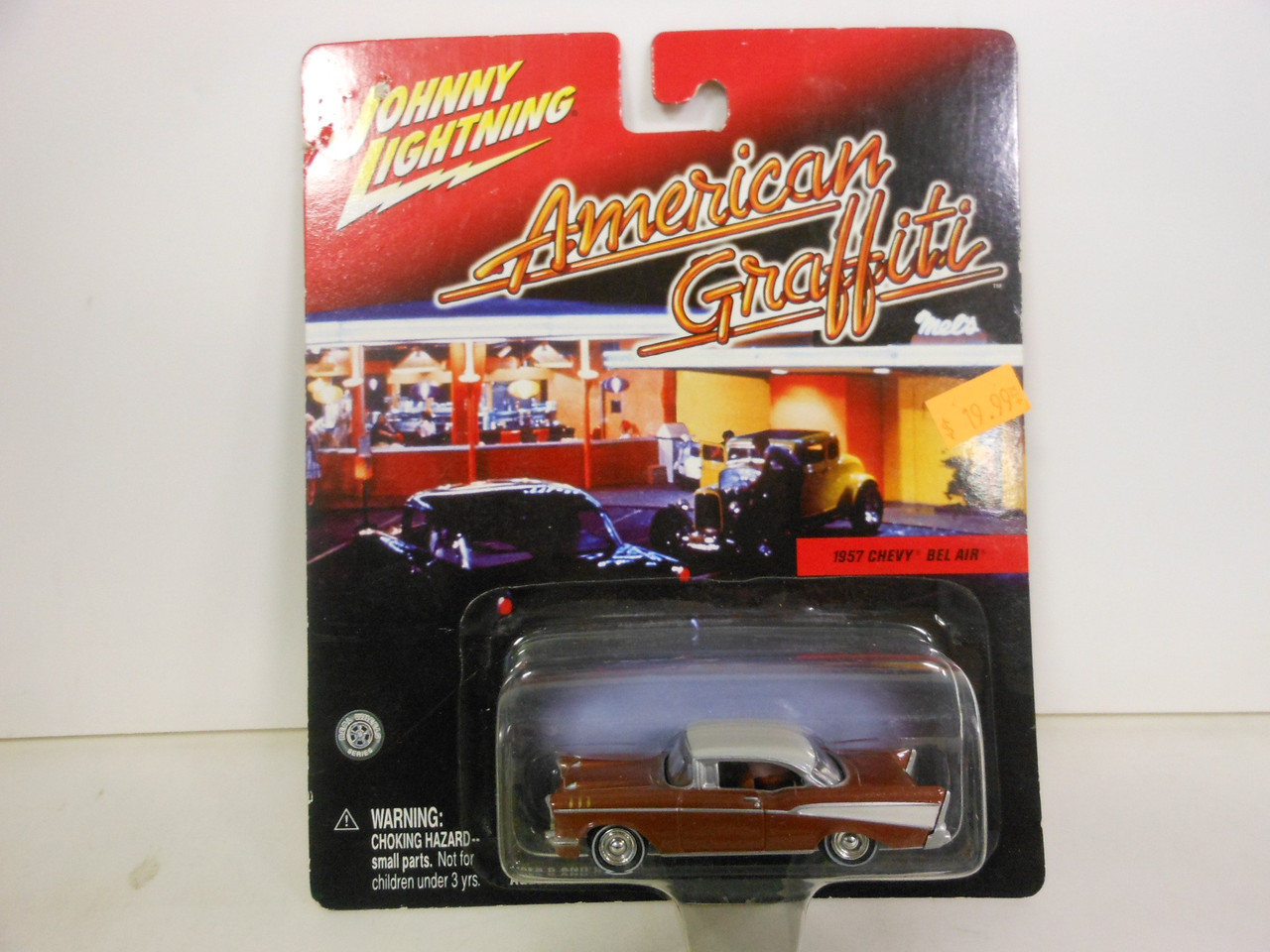 JOHNNY LIGHTNING ジョニー ライトニング American Graffiti 1957 CHEVY BELAIR