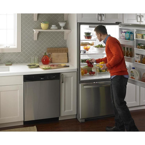 Amana® 33-inch Wide Amana® Bottom-Freezer Refrigerator with EasyFreezer™ Pull-Out Drawer − 22 cu. ft. Capacity ABB2224BRM