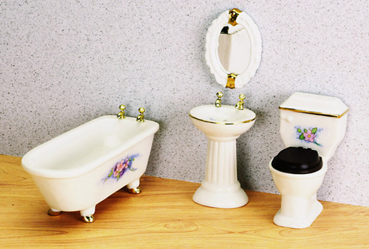 Bathroom Set with Flowers