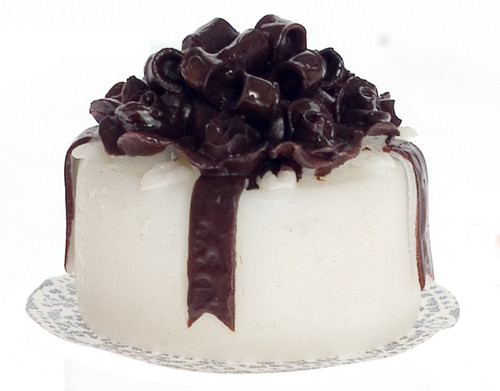 Cake with Chocolate Bow Set - White
