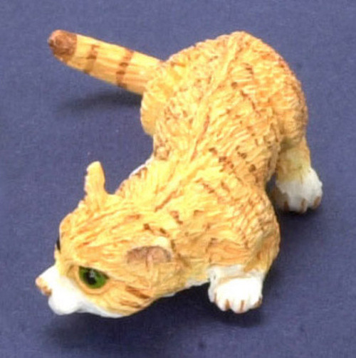 Dollhouse City - Dollhouse Miniatures Sniffing Cat - Orange