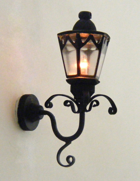 Dollhouse City - Dollhouse Miniatures Black Gothic Coach Lamp