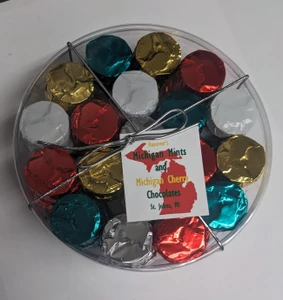 Holiday  Michigan Mint and Cherry Large Round  18 oz
