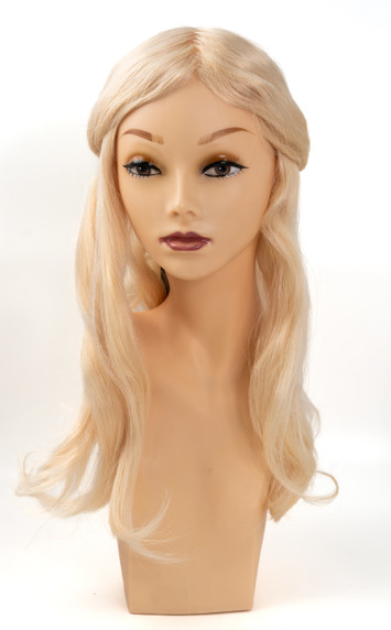 Prótesis capilar P6818 para mujer con tejido monofilamento en la parte superior y micropiel en los bordes