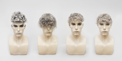 Qué esperar cuando recibes una prótesis capilar con la permanente hecha 