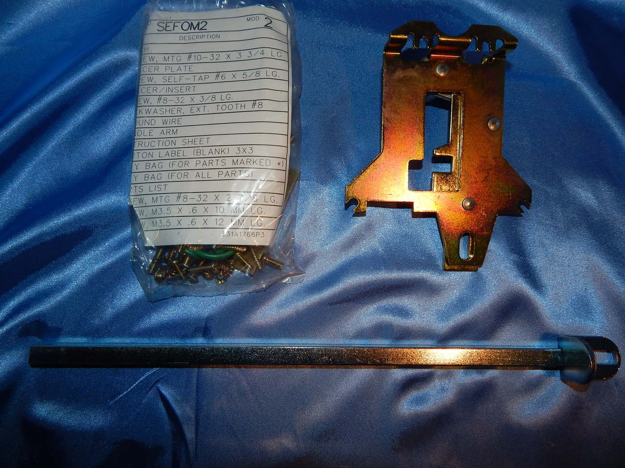 69680 Accessory GE Spectra RMS Accessory (SEF0M2) Operating Mechanism Frame Sizes ...