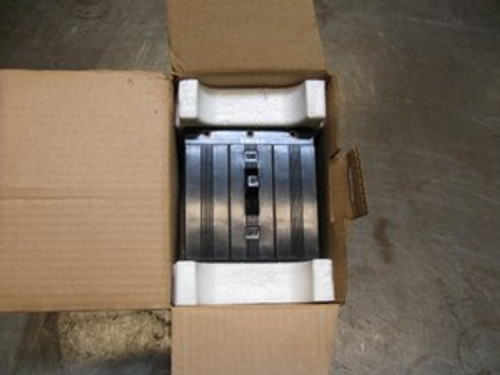 WESTINGHOUSE CIRCUIT BREAKER (E3020) NEW IN BOX