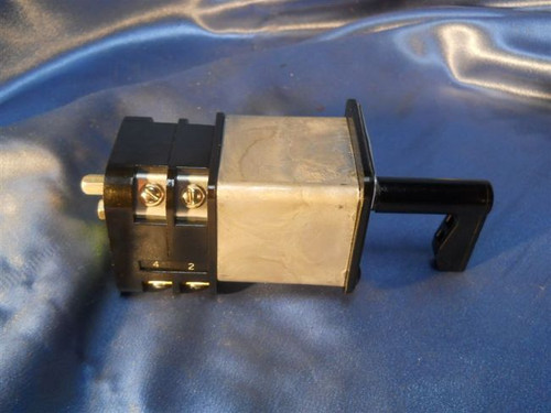 General Electric (B3A60S2A1P1) Type SBM switch, New Surplus