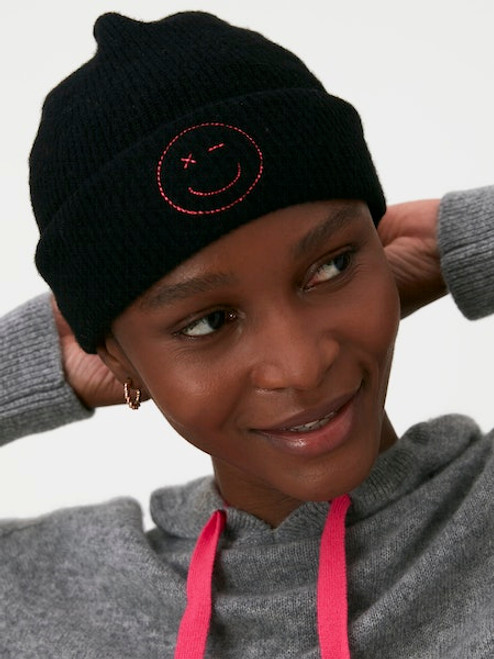 Smiley Embroidery Hat - Black 