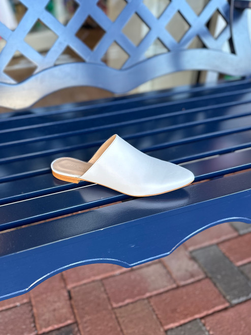 Raleigh Label Slides - White Leather 