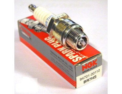 Order YAHAMA 94701-00110 Spark Plug - 4A 5C - BR7HS - NGK