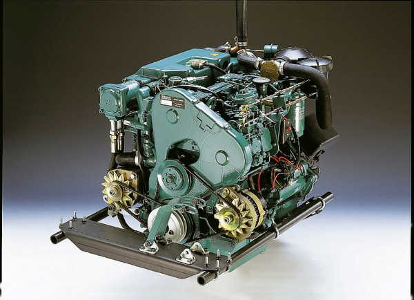 Order VOLVO PENTA 3884550 Universal Bracket