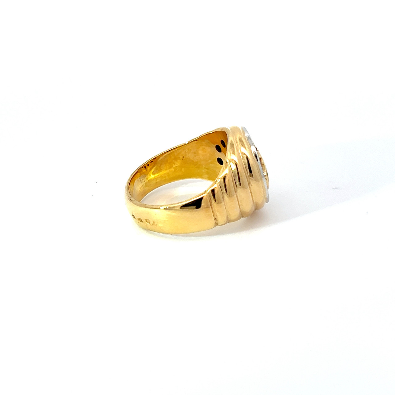 Flaw Yellow Gents Ring | RATNALAYA JEWELLERS