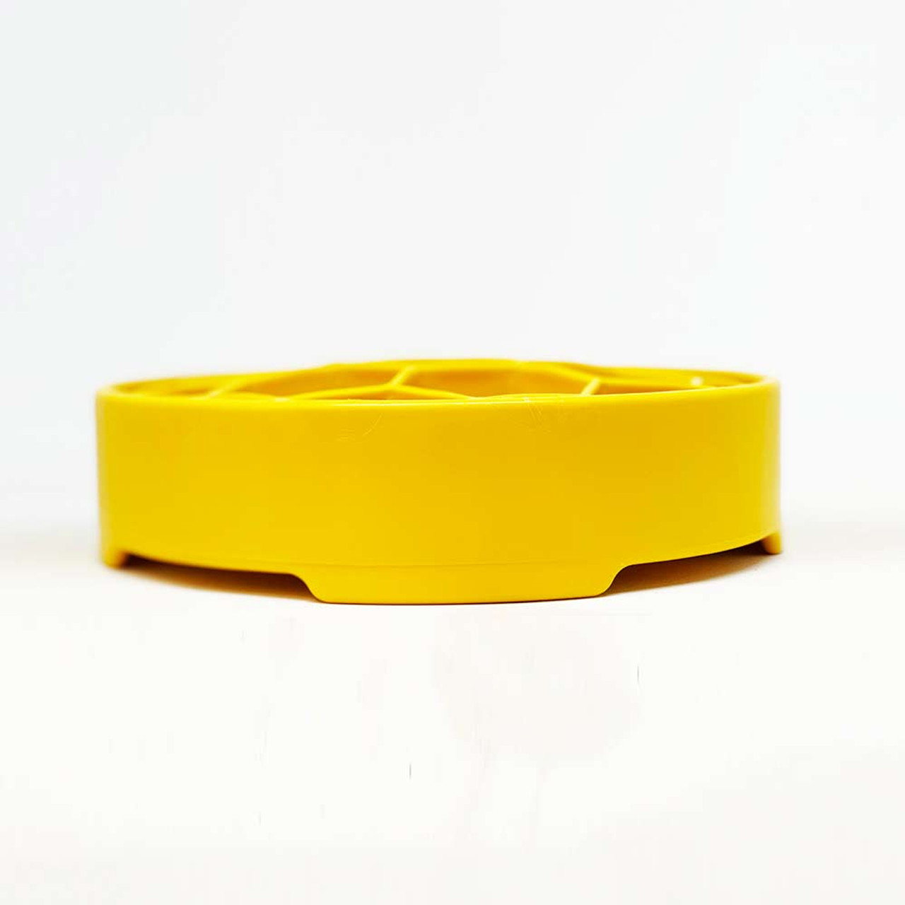 https://cdn11.bigcommerce.com/s-qfetj9wx4u/images/stencil/1280x1280/products/358/1211/Poko-and-Oki-SodaPup-Enrichment-Honeycomb-Slow-Feeder-Bowl-for-dogs-Yellow-03__55359.1683931704.jpg?c=1