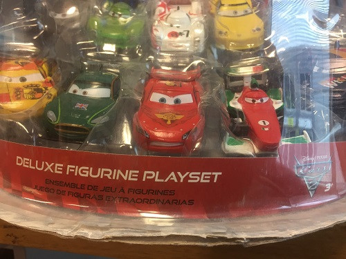 Disney / Pixar CARS 2 Movie Exclusive PVC 10Pack Deluxe Figurine