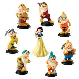 Disney Enchanting Set of 7 Dwarfs & Snow White Very Rare NIB