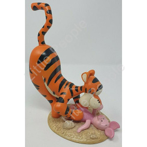 Walt Disney Tigger and Piglet Playing Figurine Statue Extremely Rare (No Box)
