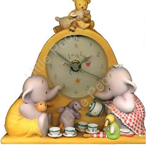 Humphrey's Corner Humphrey & Lottie Yellow Clock