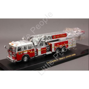 CODE3-COLLECTIBLES SUTPHEN  TRUCK 51 THE VILLAGES FLORIDA FIRE ENGINE