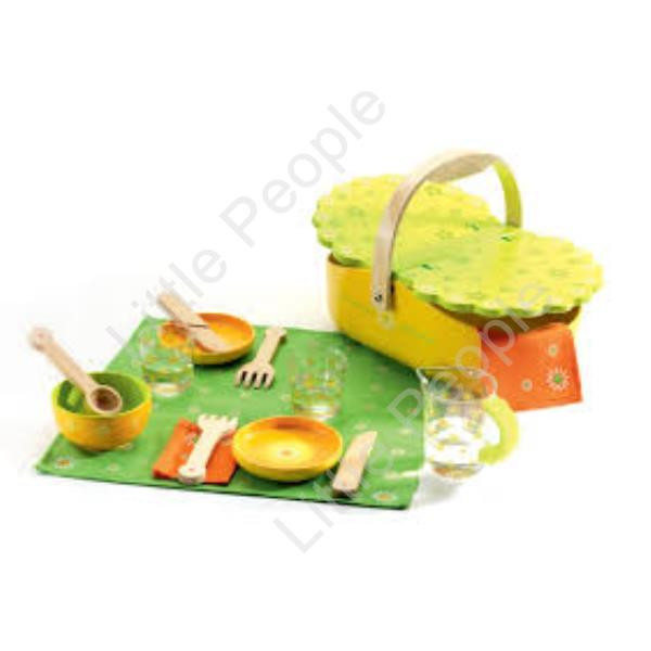 Djeco Wooden Picnic Basket Role Play  My Pic Nic: Toys & Games
