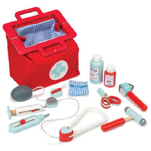 Le Toy Van Wooden Doctor Set with Carry Bag Pretend Toy