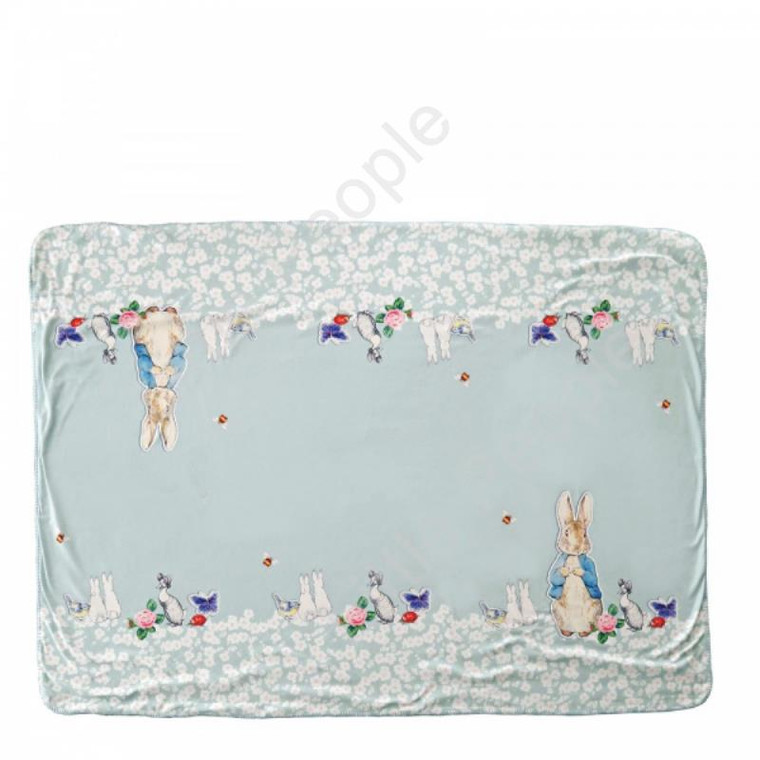 Beatrix Potter Peter Rabbit Throw Blanket - Peter Rabbit Pin-up