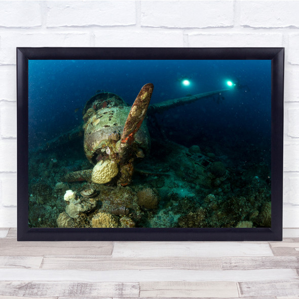 Propeller Dive Diver Diving Divers Underwater Abandoned Broken Wall Art Print