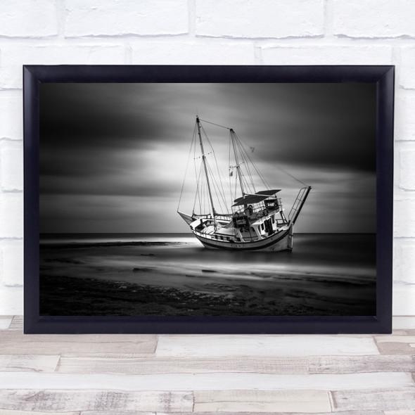 Shipwreck boat black and white beach sea Wall Art Print