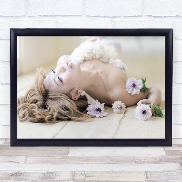 Mari Women Floor Flowers model pose Wall Art Print