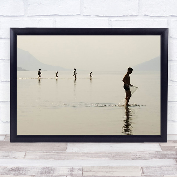 Beautiful People Water Net Queue Line Running Fishnet Wall Art Print