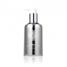 Suisse Reborn CaviarLuxe Refining and Soothing Toner 200ml Suisse Reborn CaviarLuxe Refining and Soothing Toner 200ml