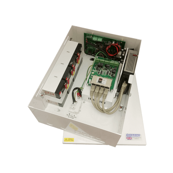 GBIT PoE PSU METAL CASED 2 O/P's C/W 1.2Ah BATT. PACK & NETWORK SWITCH