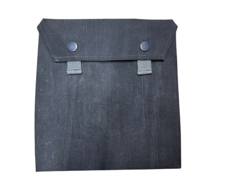 WWII GERMAN M31 GAS MASK CAPE BAG - RUBBERIZED