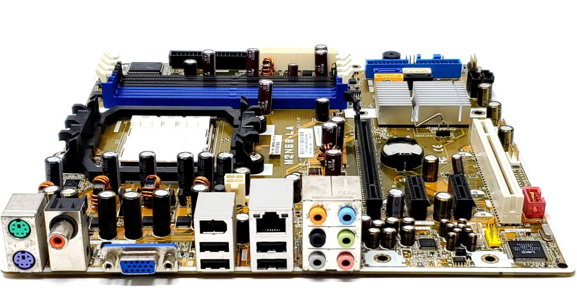HP KE568-69001 - AMD Narra3-GL8E M2N68-LA rev3.02 Motherboard System Board
