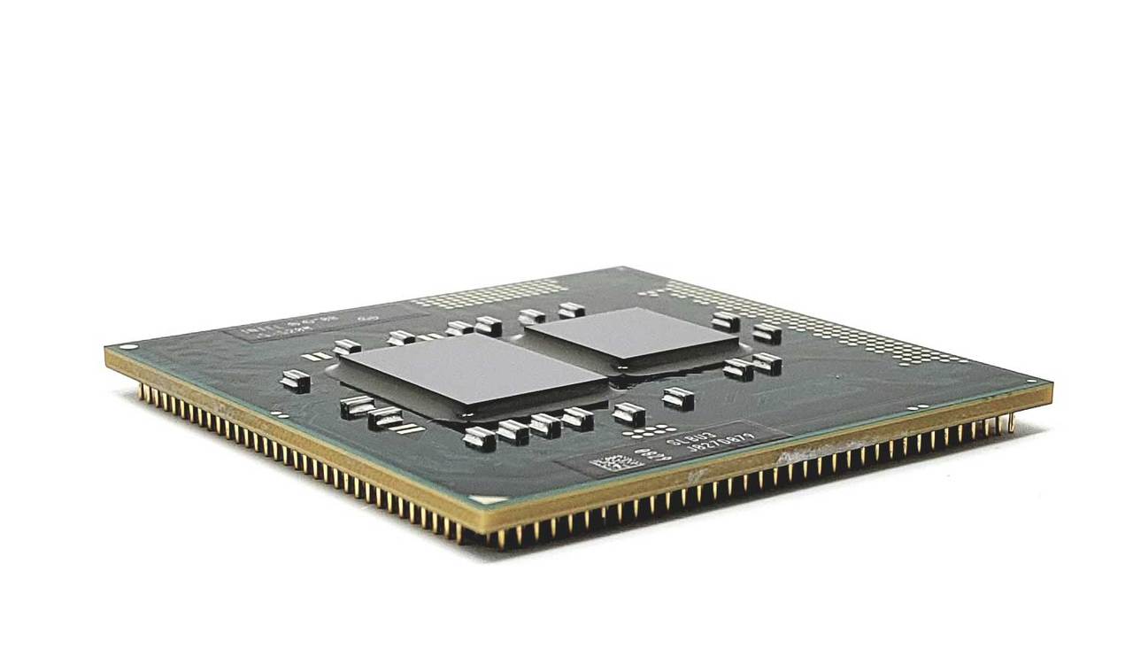 Intel SLBU3 - 2.4Ghz 2.5GT/s 3MB PGA988 Intel Core i5-520M Dual