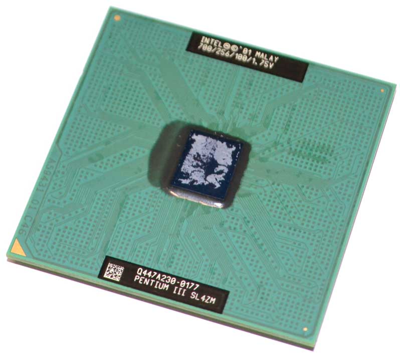 Intel SL3T3 - 700Mhz 100Mhz 256K PGA370 Pentium III CPU Processor