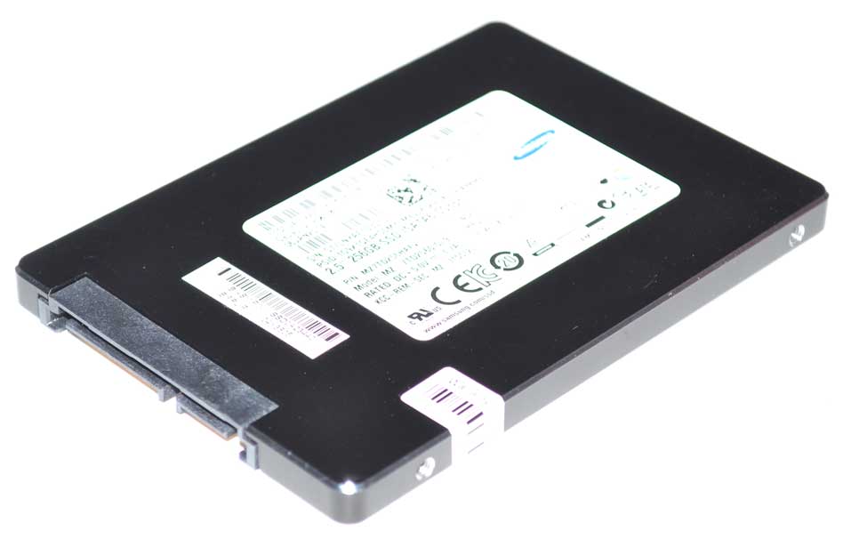 Micron MTFDDAK256MAY - 256GB 6Gb/s SATA 7mm 2.5