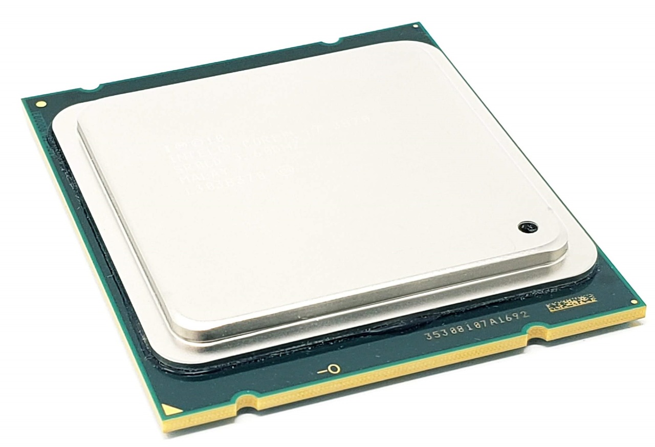 Intel CM8061901049606 - 3.60Ghz 5GT/s LGA2011 10MB Intel Core i7-3820 Quad-Core CPU Processor