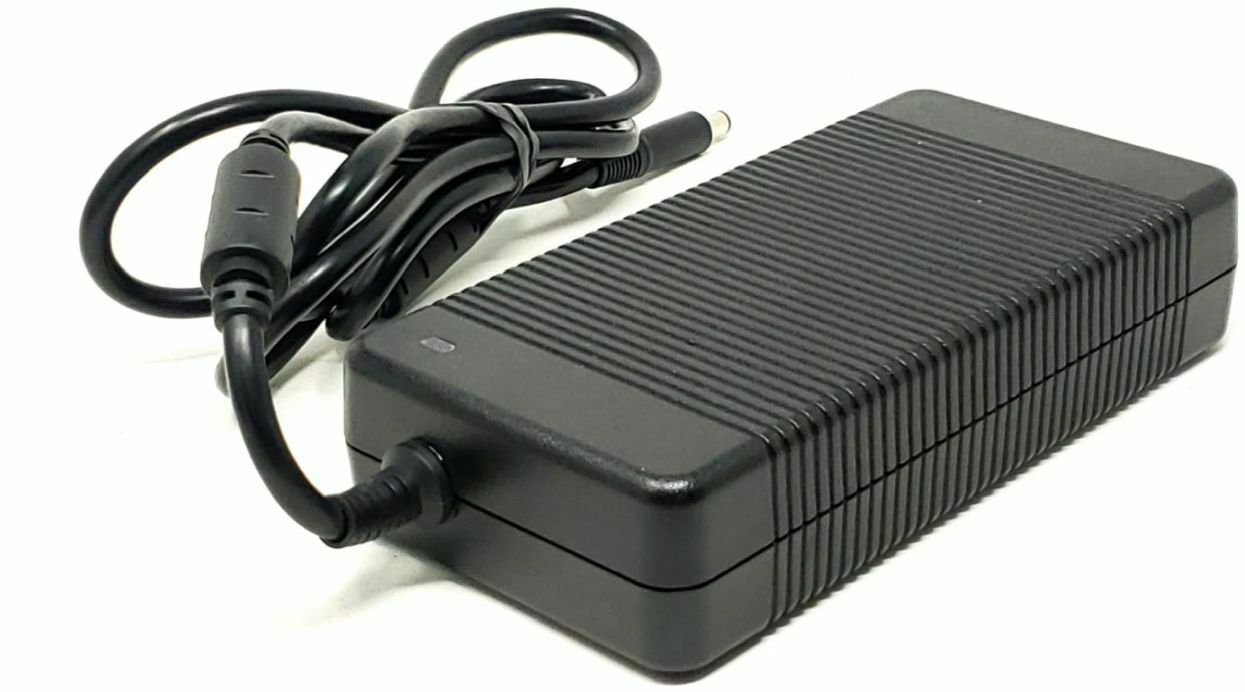 DA210PE1-00 - 210W 19.5V 10.8A 5mm Tip AC Power Adapter Charger